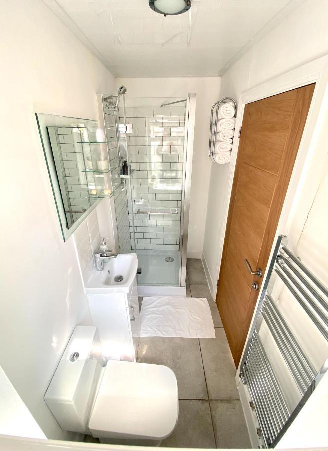 شقة 2 Bed Town Centre Nr Theatre Free Park Wi-Fi & Garden آيْلسبري المظهر الخارجي الصورة
