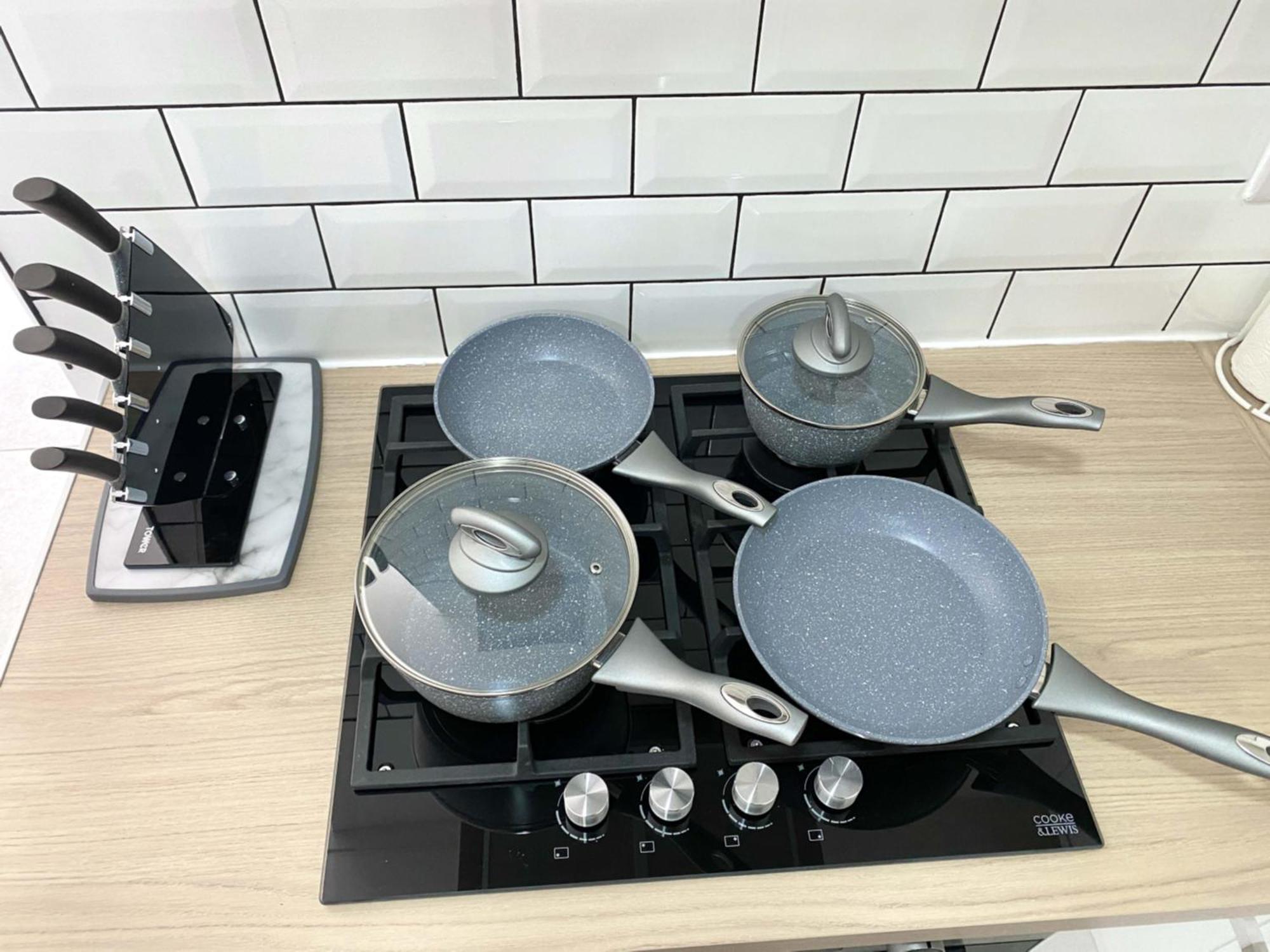 شقة 2 Bed Town Centre Nr Theatre Free Park Wi-Fi & Garden آيْلسبري المظهر الخارجي الصورة